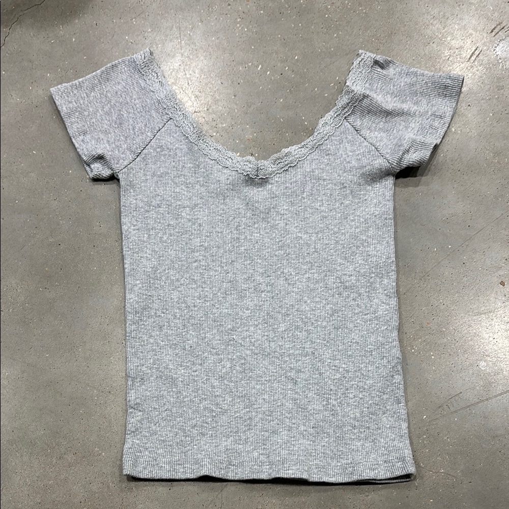 Brandy Melville Heather Gray Short Sleeve Tee